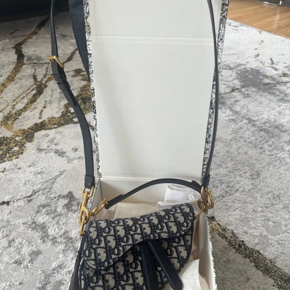 Dior Mini Saddle Bag with box - Picture 4 of 5